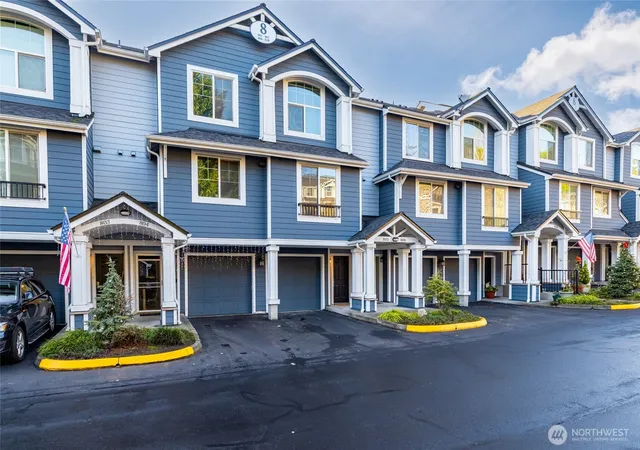 Photo 2 of Sale Pending at 16125 Juanita Woodinville Way Ne #805, Bothell, WA 98011 | MLS# NWM2464135 | Listing updated on 2026-10-26