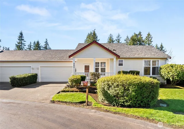 Photo 1 of Single family home for sale at 905 Landing Way, Centralia, WA 98531 | MLS# NWM2479153 | Listing updated on 2026-09-23