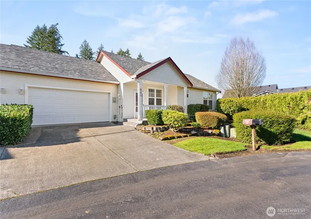 Photo 3 of Single family home for sale at 905 Landing Way, Centralia, WA 98531 | MLS# NWM2479153 | Listing updated on 2026-09-23