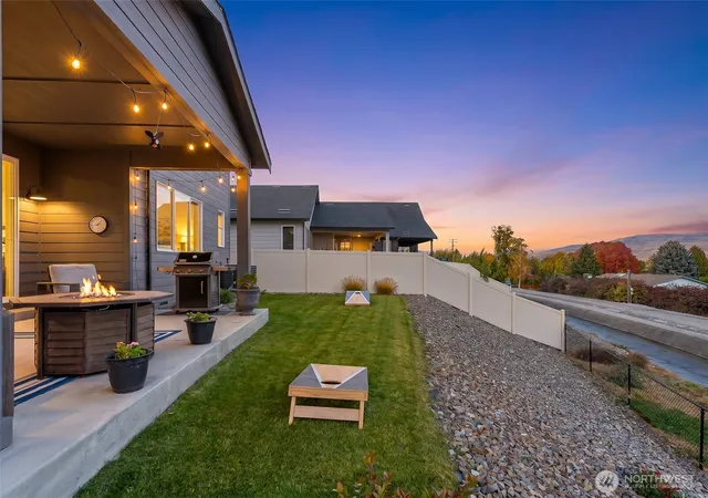 Photo 3 of Single family home for sale at 143 Sienna Rd, Wenatchee, WA 98801 | MLS# NWM2486313 | Listing updated on 2026-09-21