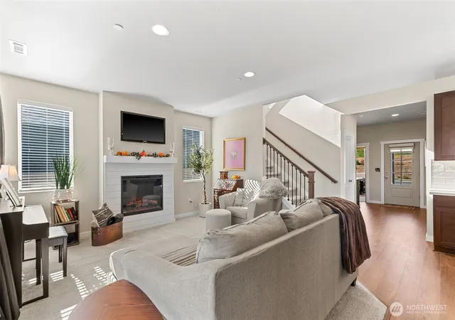Photo 4 of Single family home for sale at 143 Sienna Rd, Wenatchee, WA 98801 | MLS# NWM2486313 | Listing updated on 2026-09-21