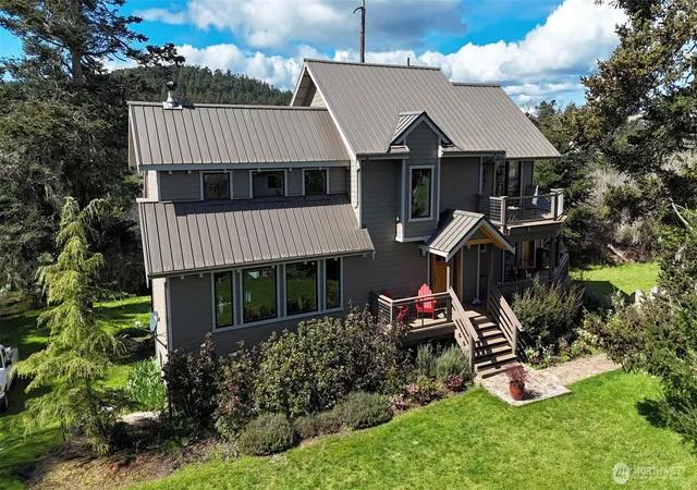 Photo 1 of Sale Pending at 138 Lighthouse Ln, Friday Harbor, WA 98250 | MLS# NWM2487173 | Listing updated on 2026-10-01