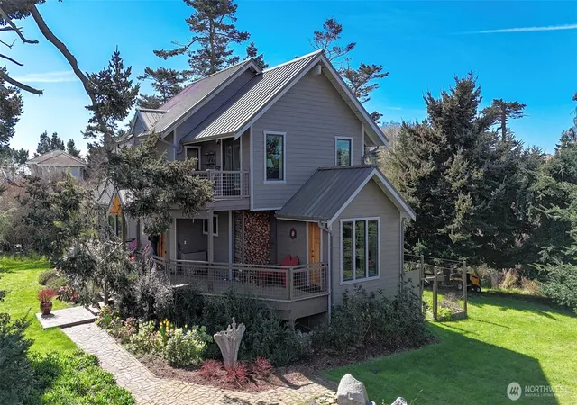 Photo 2 of Sale Pending at 138 Lighthouse Ln, Friday Harbor, WA 98250 | MLS# NWM2487173 | Listing updated on 2026-10-01