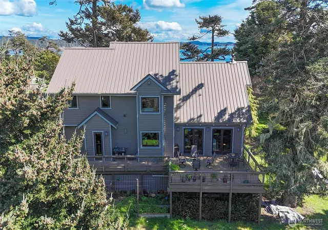 Photo 4 of Sale Pending at 138 Lighthouse Ln, Friday Harbor, WA 98250 | MLS# NWM2487173 | Listing updated on 2026-10-01