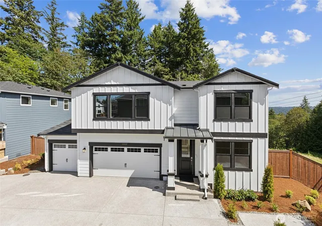 Photo 1 of Sale Pending at 10538 135th Place Ne #31, Kirkland, WA 98033 | MLS# NWM2488000 | Listing updated on 2026-09-30