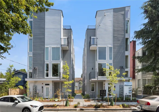 Photo 1 of Townhouse for sale at 9518 Interlake Ave N, Seattle, WA 98103 | MLS# NWM2488003 | Listing updated on 2026-09-24