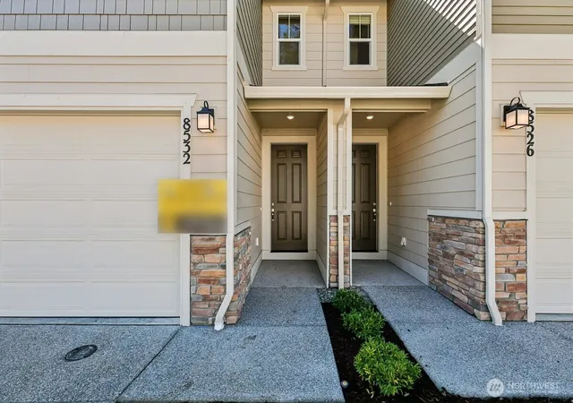 Photo 2 of Sale Pending at 8532 42nd Place Ne #ES74, Marysville, WA 98270 | MLS# NWM2490234 | Listing updated on 2026-09-25