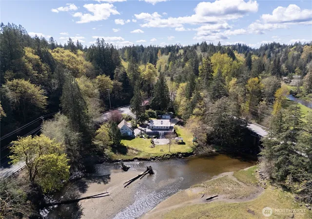 Photo 3 of Single family home for sale at 8320 E Grapeview Loop Rd, Allyn, WA 98524 | MLS# NWM2491250 | Listing updated on 2026-09-29