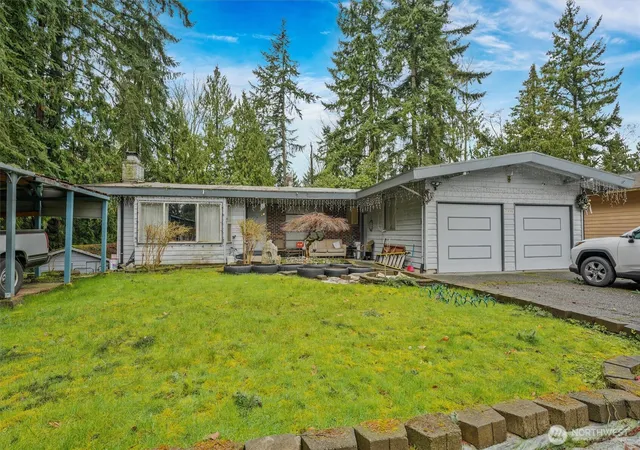 Photo 2 of Sale Pending at 7918 Timber Hl Dr, Everett, WA 98203 | MLS# NWM2491361 | Listing updated on 2026-09-25