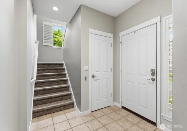 Photo 3 of Sale Pending at 15650 NE 95th Way #71, Redmond, WA 98052 | MLS# NWM2494460 | Listing updated on 2026-09-29