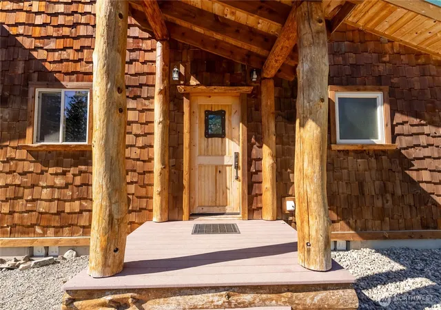 Photo 4 of Sale Pending at 23 Whitebark Ln, Winthrop, WA 98862 | MLS# NWM2496668 | Listing updated on 2026-09-15
