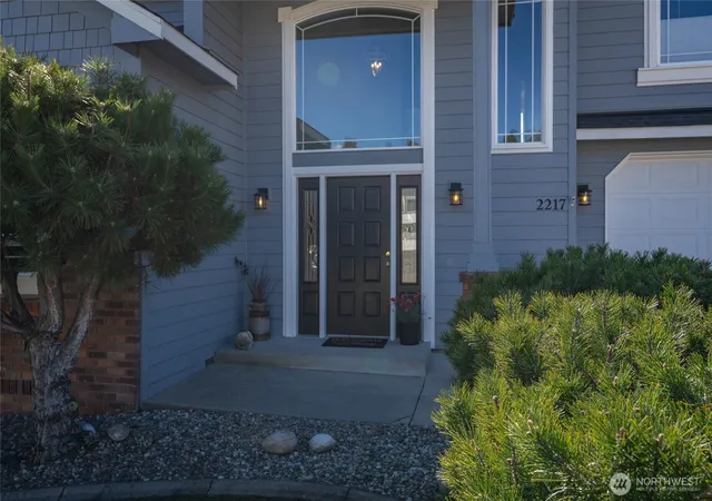 Photo 2 of Sale Pending at 2217 Michael Brooke, Wenatchee, WA 98801 | MLS# NWM2499495 | Listing updated on 2026-09-25
