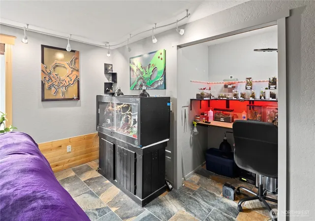 Photo 4 of Sale Pending at 700 Ford Ave #17, Snohomish, WA 98290 | MLS# NWM2501677 | Listing updated on 2026-09-25