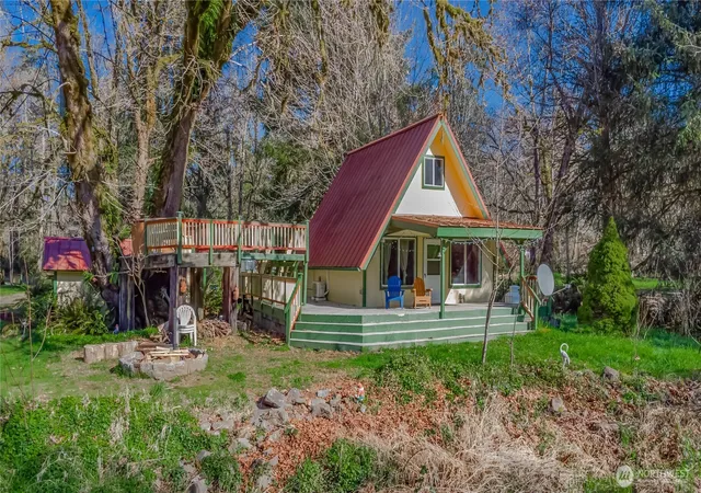 Photo 4 of Single family home for sale at 513 W Satsop Maple Glen Rd, Elma, WA 98541 | MLS# NWM2503230 | Listing updated on 2026-09-21