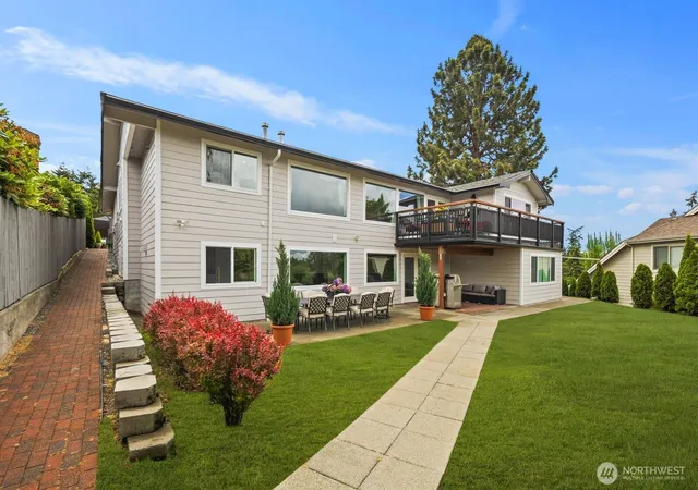 Photo 3 of Single family home for sale at (Undisclosed), Mukilteo, WA 98275 | MLS# NWM2503566 | Listing updated on 2026-09-21