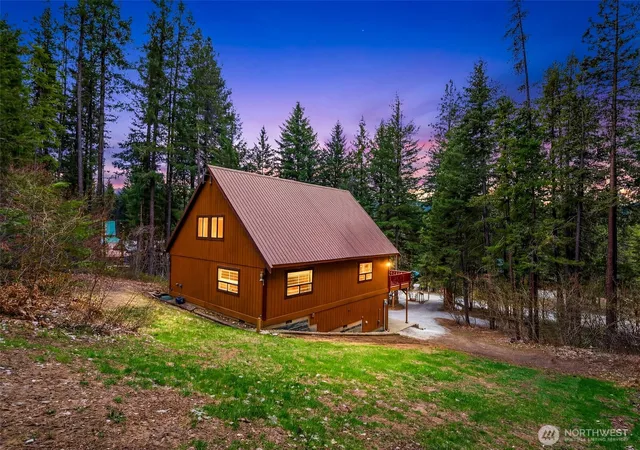 Photo 2 of Single family home for sale at 2454 Salal Dr, Leavenworth, WA 98826 | MLS# NWM2504278 | Listing updated on 2026-09-21