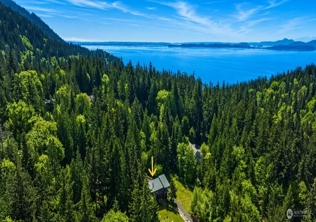 Photo 2 of Sale Pending at 532 Whitecap Rd, Bellingham, WA 98229 | MLS# NWM2504303 | Listing updated on 2026-09-25