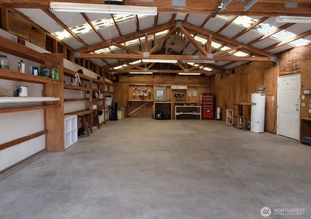 Photo 4 of Sale Pending at 100 Hillcrest Dr, Elma, WA 98541 | MLS# NWM2504530 | Listing updated on 2026-09-14