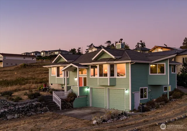 Photo 3 of Single family home for sale at 648 Hacienda Dr, Coupeville, WA 98239 | MLS# NWM2505312 | Listing updated on 2026-09-21