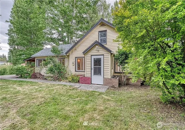 Photo 2 of Single family home for sale at 4621 Bethel Rd Se, Port Orchard, WA 98366 | MLS# NWM2505589 | Listing updated on 2026-09-21