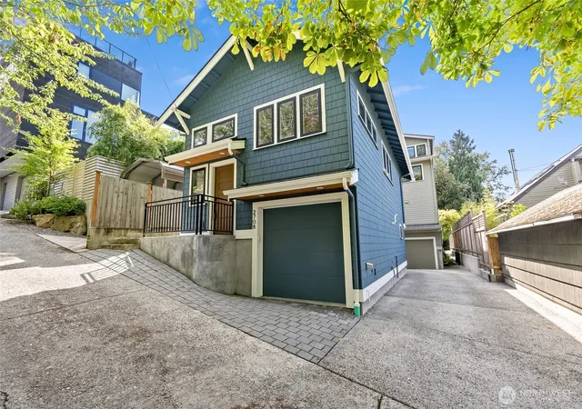 Photo 2 of Sale Pending at 2708 1st Avenue W, Seattle, WA 98119 | MLS# NWM2506921 | Listing updated on 2026-10-02