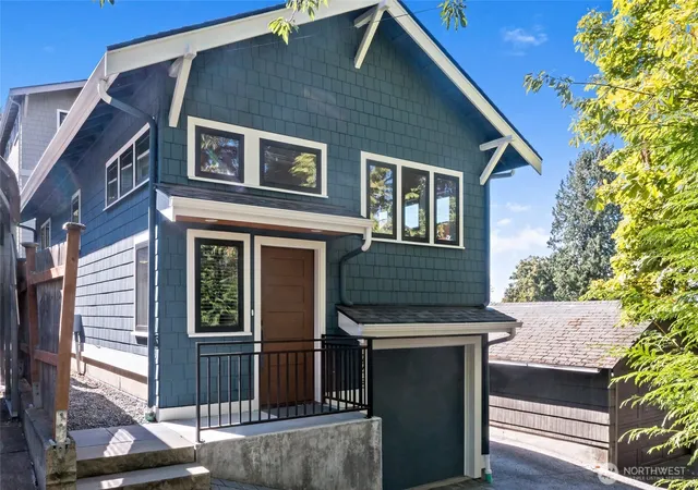 Photo 3 of Sale Pending at 2708 1st Avenue W, Seattle, WA 98119 | MLS# NWM2506921 | Listing updated on 2026-10-02