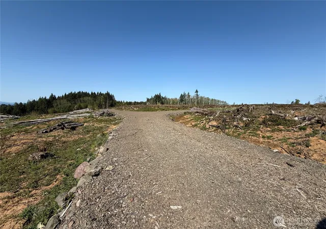 Photo 1 of Sale Pending at 7 Xx Centralia Alpha Rd, Chehalis, WA 98532 | MLS# NWM2506980 | Listing updated on 2026-09-14
