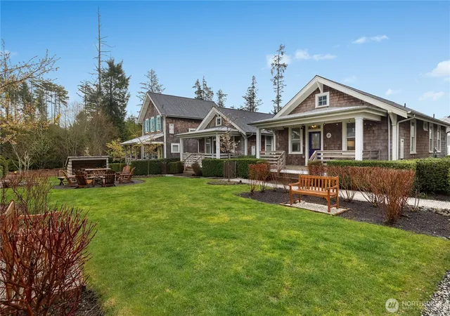 Photo 2 of Single family home for sale at 19 Lavender Ln, Pacific Beach, WA 98571 | MLS# NWM2507325 | Listing updated on 2026-09-21