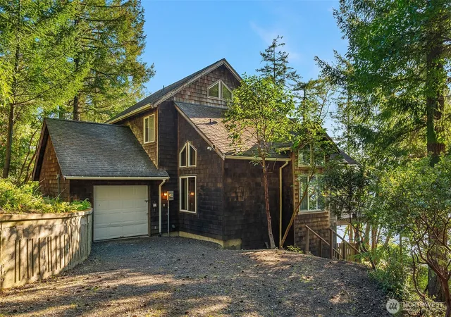 Photo 3 of Single family home for sale at 500 E Nicole Ln, Shelton, WA 98584 | MLS# NWM2507708 | Listing updated on 2026-09-21
