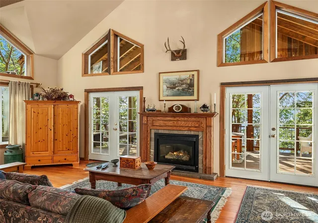 Photo 4 of Single family home for sale at 500 E Nicole Ln, Shelton, WA 98584 | MLS# NWM2507708 | Listing updated on 2026-09-21