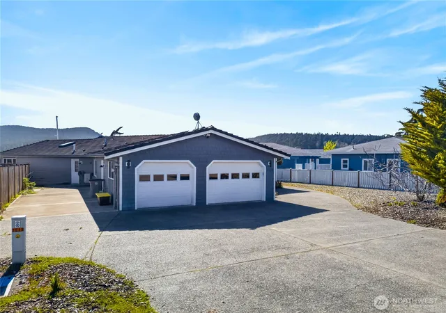 Photo 2 of Single family home for sale at 5309 Doon Way, Anacortes, WA 98221 | MLS# NWM2508059 | Listing updated on 2026-09-16
