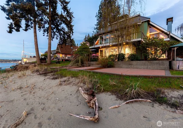 Photo 2 of Single family home for sale at 1105 14th Avenue, Fox Island, WA 98333 | MLS# NWM2509376 | Listing updated on 2026-09-21