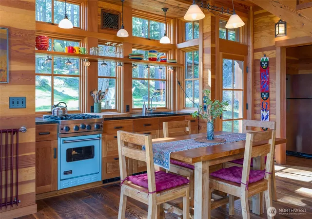 Photo 4 of Single family home for sale at 123 S Ridge Rd, Decatur Island, WA 98221 | MLS# NWM2509390 | Listing updated on 2026-09-21