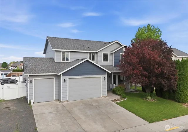 Photo 1 of Sale Pending at 802 Willow Ave Ne, Quincy, WA 98848 | MLS# NWM2510022 | Listing updated on 2026-09-25