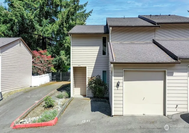 Photo 3 of Sale Pending at 1555 Union Ave NE #22, Renton, WA 98059 | MLS# NWM2510744 | Listing updated on 2026-09-25