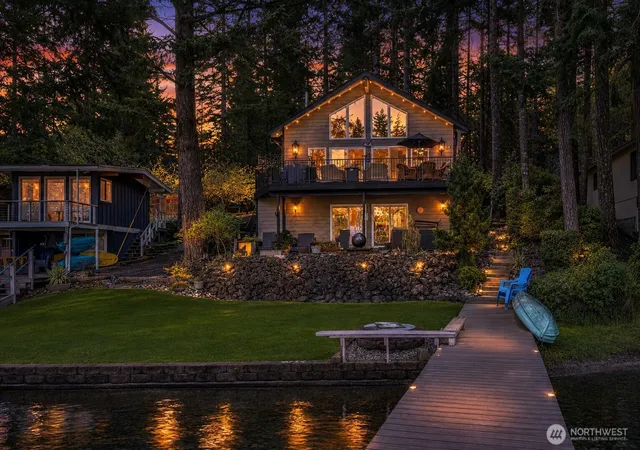 Photo 2 of Single family home for sale at 2851 E Mason Lake Dr, Grapeview, WA 98546 | MLS# NWM2510818 | Listing updated on 2026-09-26