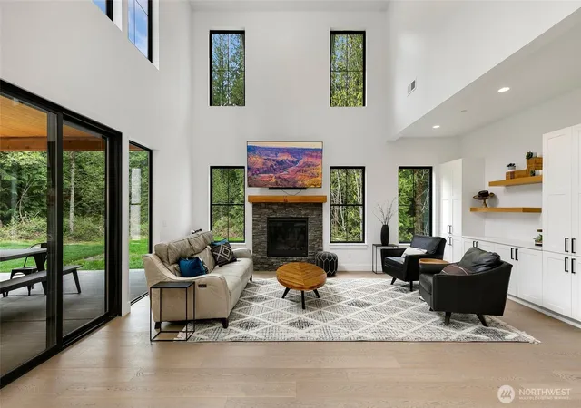 Photo 2 of Sale Pending at 26237 Se Old Black Nugget Rd, Issaquah, WA 98029 | MLS# NWM2511260 | Listing updated on 2026-09-21