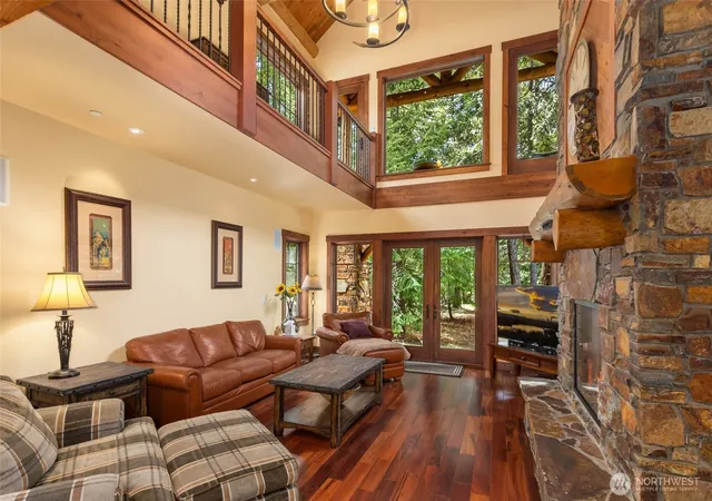 Photo 4 of Single family home for sale at 440 Larkspur Loop, Cle Elum, WA 98922 | MLS# NWM2511500 | Listing updated on 2026-09-21