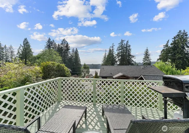 Photo 2 of Sale Pending at 10023 Whitecap Dr Nw, Olympia, WA 98502 | MLS# NWM2511518 | Listing updated on 2026-09-25