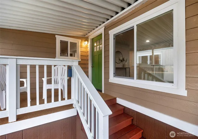 Photo 2 of Sale Pending at 7301 Ne 175th Street #209, Kenmore, WA 98028 | MLS# NWM2511894 | Listing updated on 2026-09-30