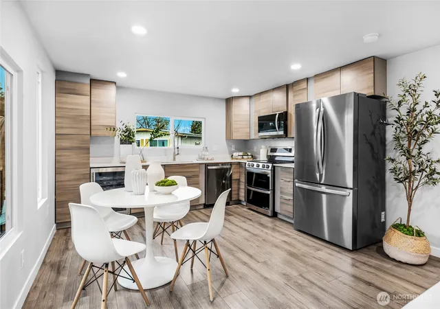 Photo 4 of Sale Pending at 7301 NE 175th Street #209, Kenmore, WA 98028 | MLS# NWM2511894 | Listing updated on 2026-09-30