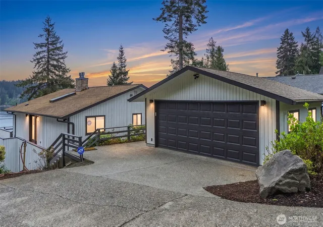 Photo 1 of Single family home for sale at 461 Se Kamilche Shrs Rd, Shelton, WA 98584 | MLS# NWM2512999 | Listing updated on 2026-09-29