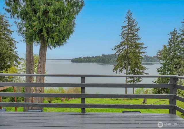 Photo 3 of Single family home for sale at 461 Se Kamilche Shrs Rd, Shelton, WA 98584 | MLS# NWM2512999 | Listing updated on 2026-09-29