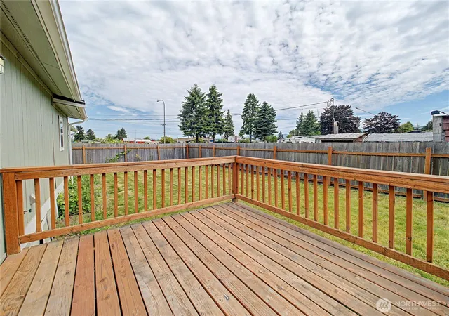Photo 4 of Single family home for sale at 43622 228th Avenue SE, Enumclaw, WA 98022 | MLS# NWM2513736 | Listing updated on 2026-09-21