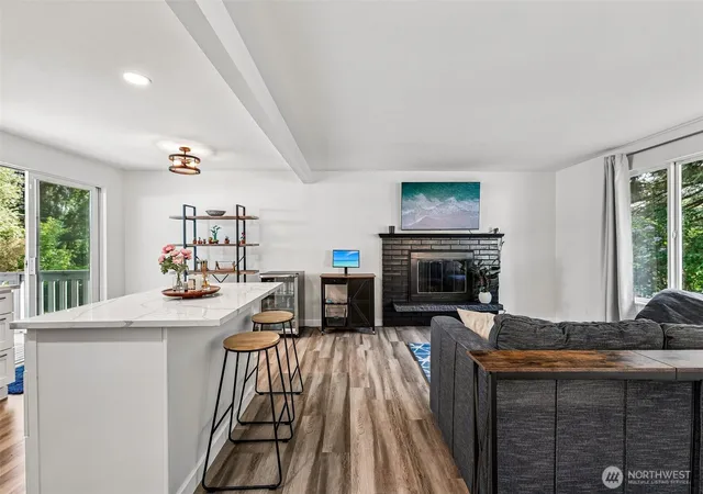 Photo 3 of Single family home for sale at 20917 22nd Avenue W, Lynnwood, WA 98036 | MLS# NWM2514142 | Listing updated on 2026-09-21