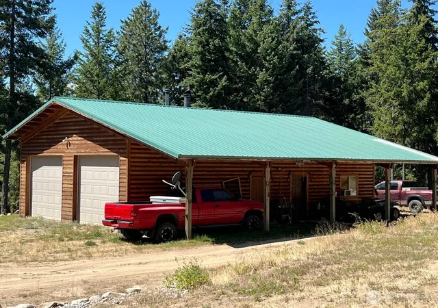 Photo 2 of Single family home for sale at 961 H Seigel Hl Rd, Colville, WA 99114 | MLS# NWM2514898 | Listing updated on 2026-09-21