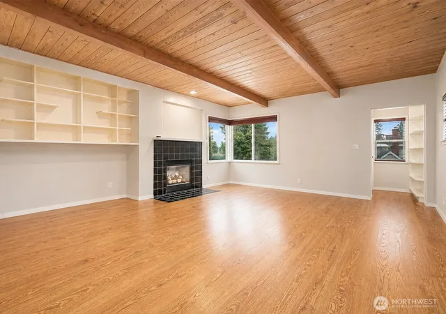 Photo 3 of Single family home for sale at 311 Ne 95th Street, Seattle, WA 98115 | MLS# NWM2515139 | Listing updated on 2026-09-21