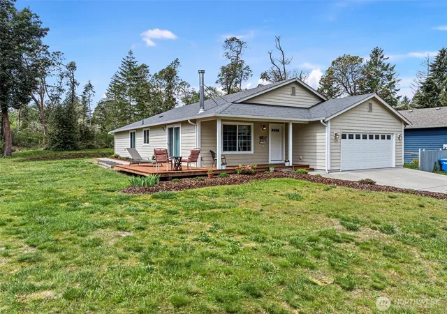 Photo 2 of Single family home for sale at 1704 197th Avenue Sw, Lakebay, WA 98349 | MLS# NWM2515256 | Listing updated on 2026-09-21