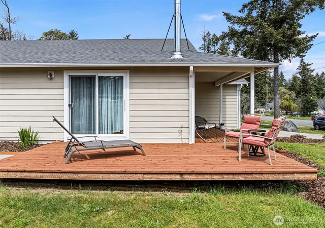 Photo 3 of Single family home for sale at 1704 197th Avenue Sw, Lakebay, WA 98349 | MLS# NWM2515256 | Listing updated on 2026-09-21