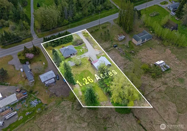 Photo 2 of Single family home for sale at 3262 Mt Baker Hwy, Bellingham, WA 98226 | MLS# NWM2515636 | Listing updated on 2026-09-21